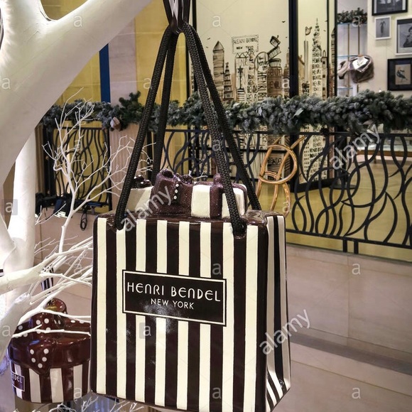 My Tribute to a true iconic Playground π½ππππ - Picture 8 of 8